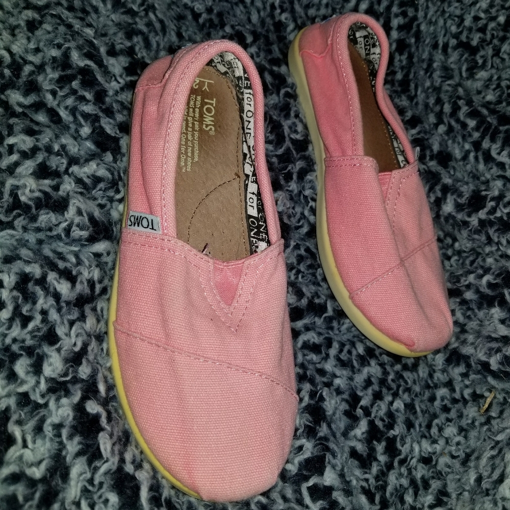 Tom's